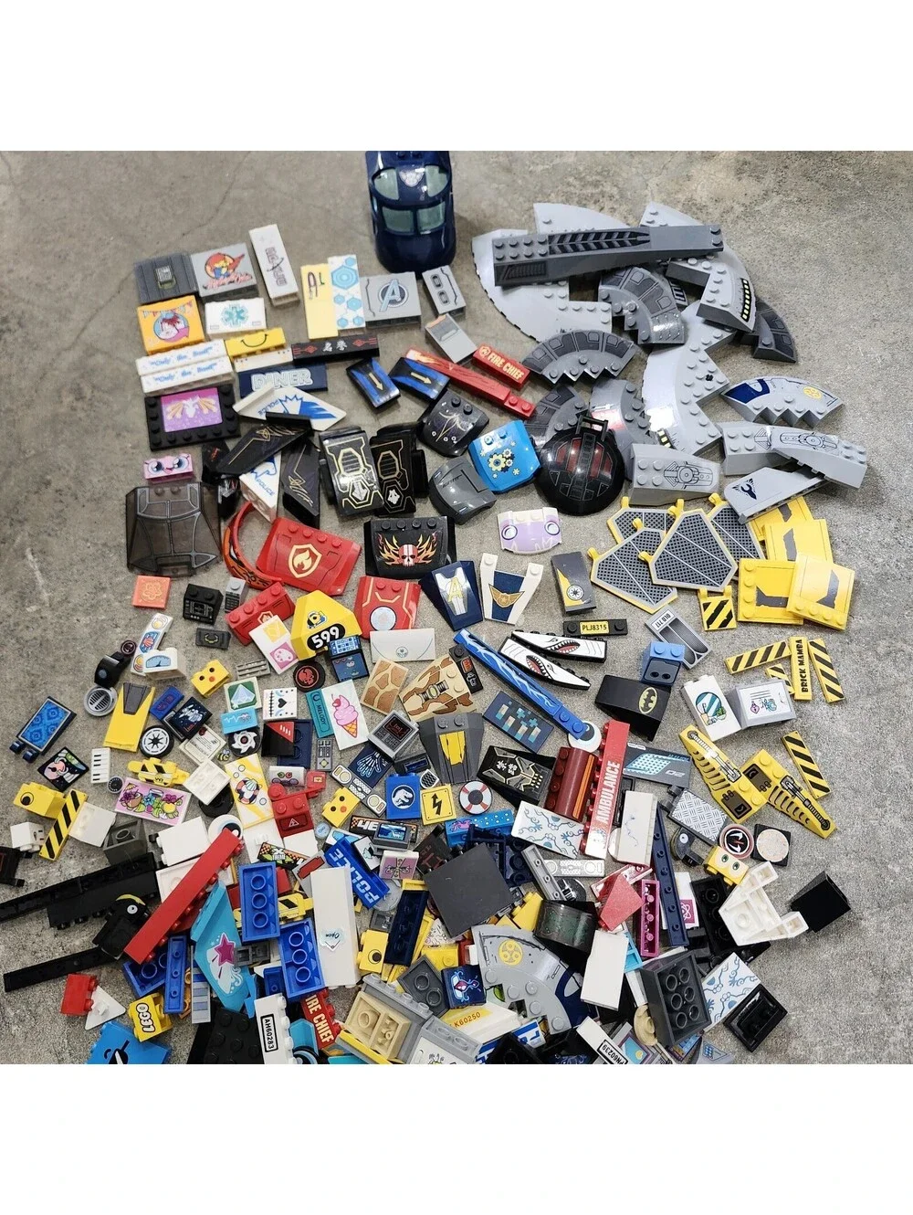 LEGO LOT Of 372 PARTS Decorated Decal Sticker Printed BRICK TILE Star Wars Space